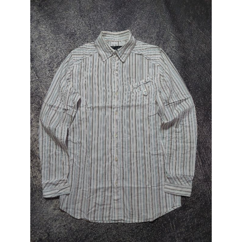 Kemeja freak's store size M