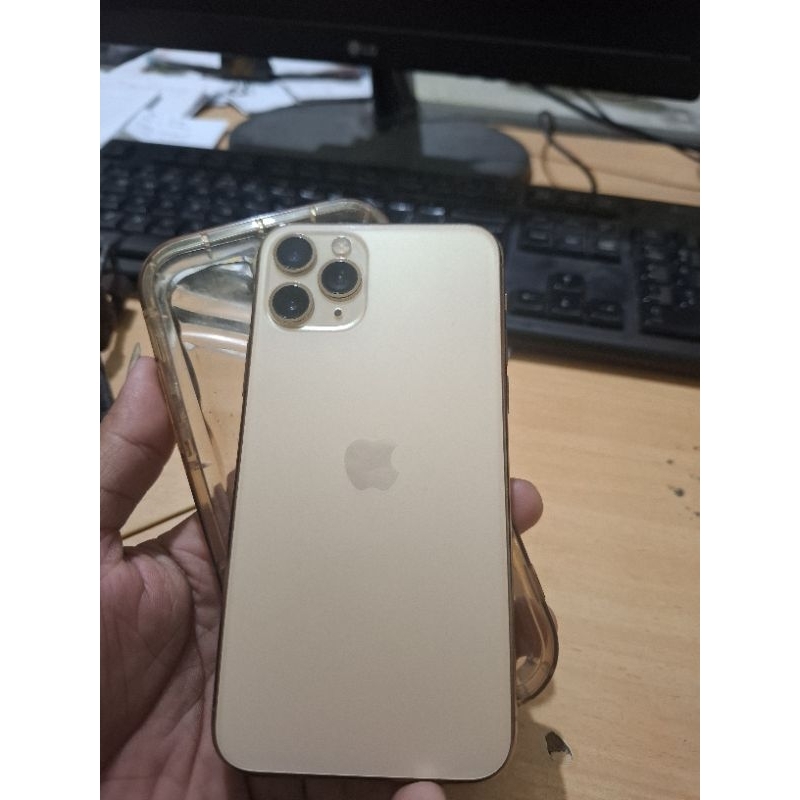Iphone 11 pro LOCK ICLOUD ibox