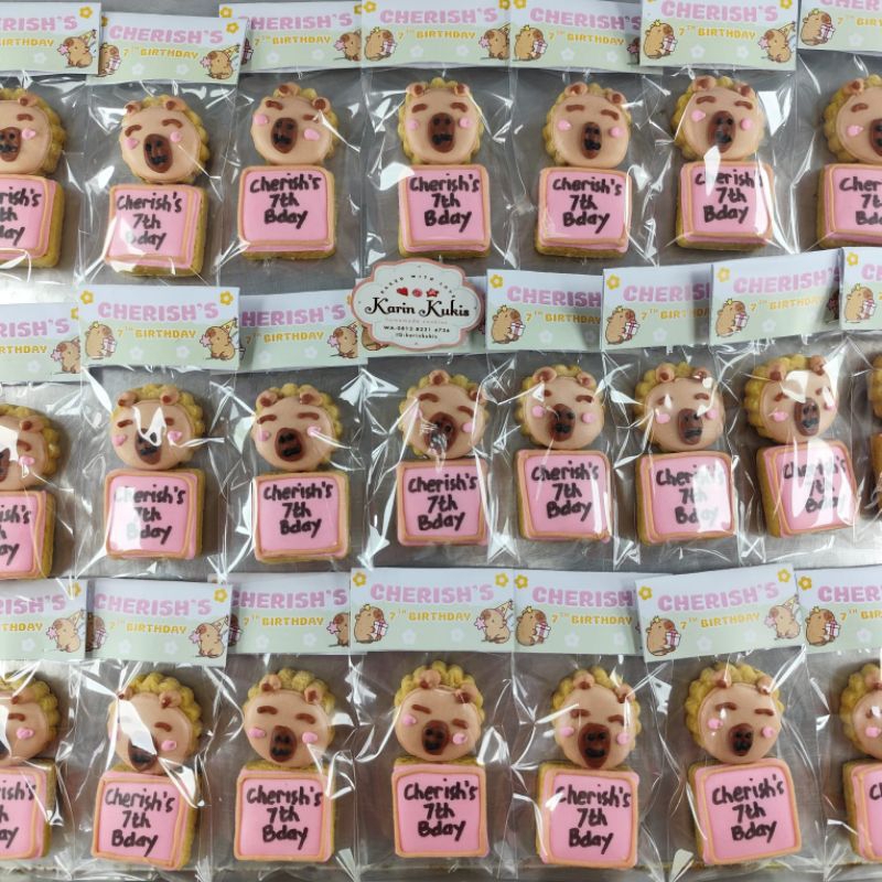 

Hampers, souvenir kukis ultah tema Capibhara