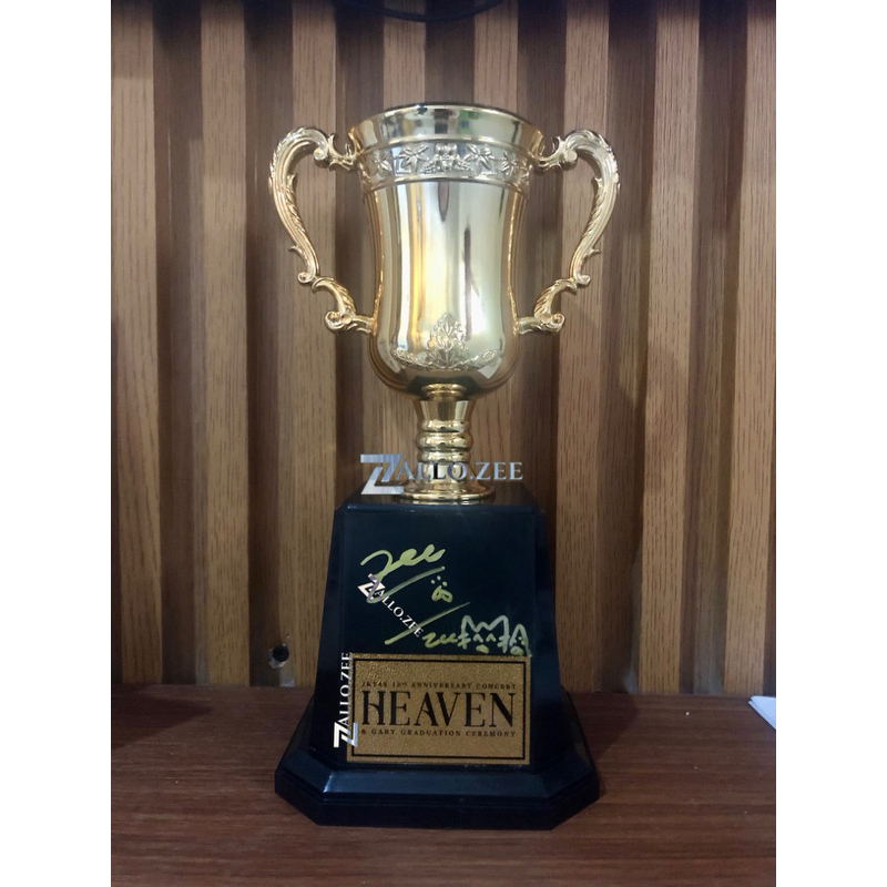 piala benefit zeus - zee jkt48 (free tote bag zeus + freebies)