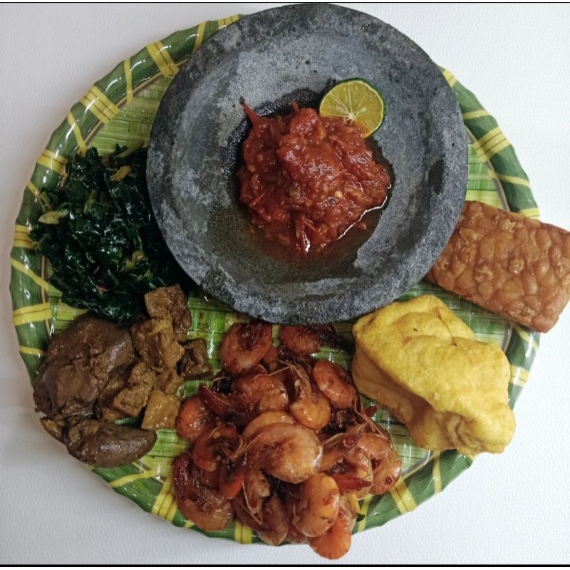 

LAUK tempong balado udang ,free krengseng rempelo/ati.