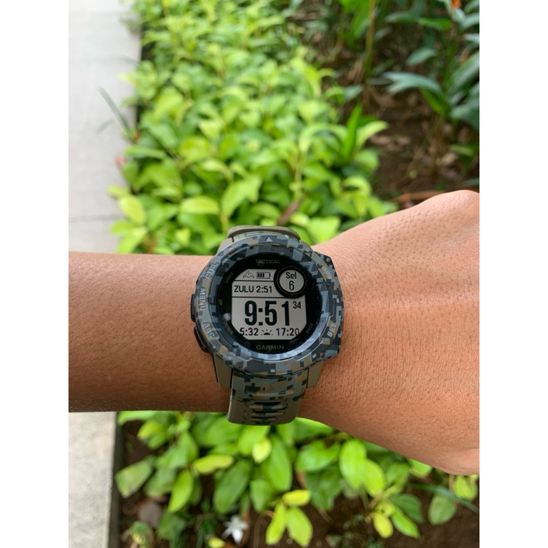 Garmin Instinct Tactical good condition