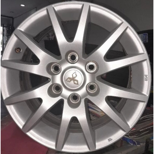 Velg Racing OEM Mitsubishi Pajero ring 17