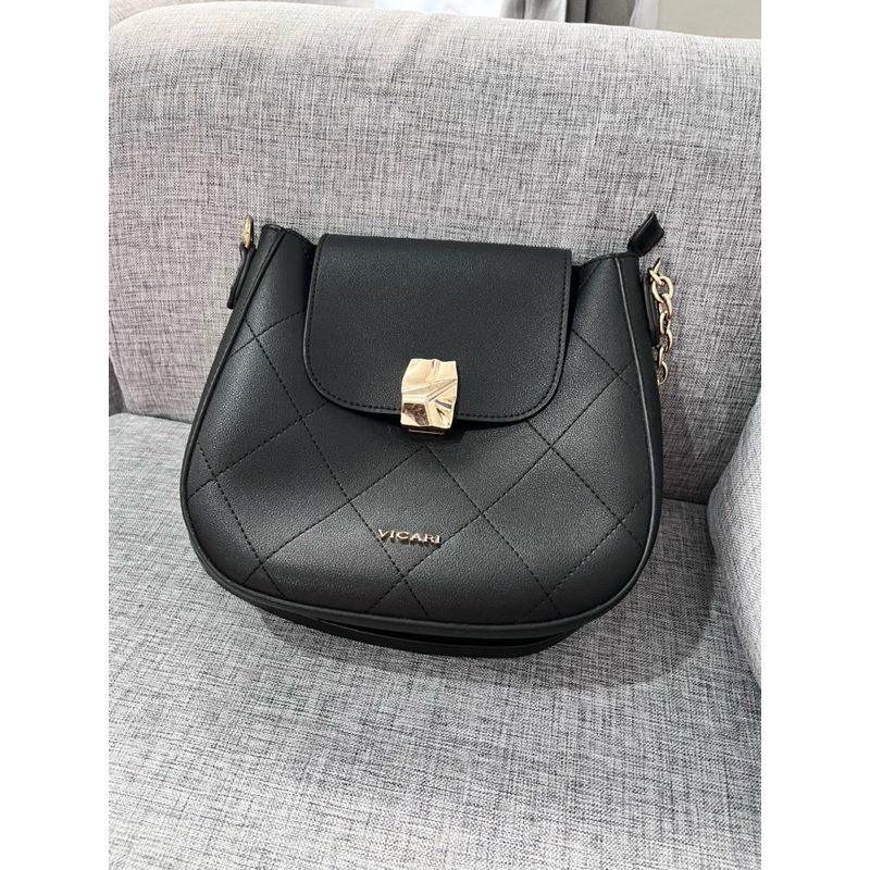 Preloved shoulder bag vicari/ tas samping/ shoulder bag