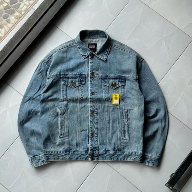 8 SECONDS X G-DRAGON TRUCKER JEANS