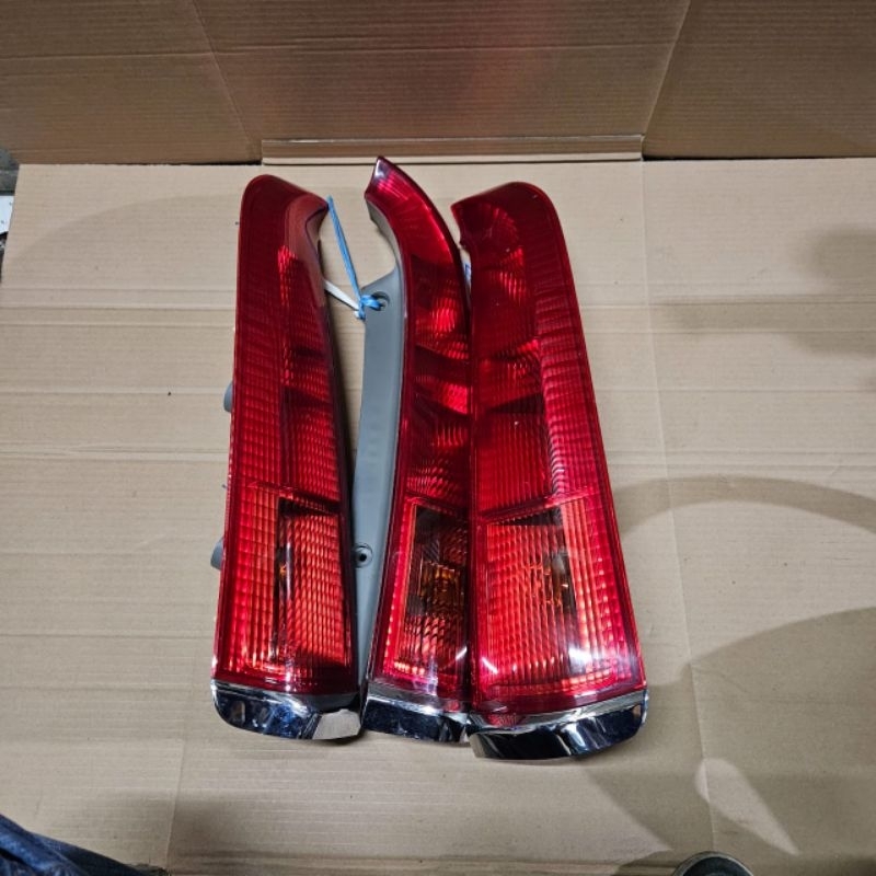 stoplamp lampu belakang honda stream 2002 original
