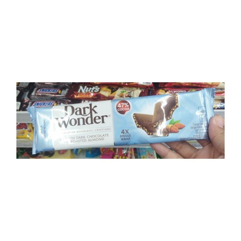 

DARK WONDER CHOCOLATE WITH ALMOND 56GR