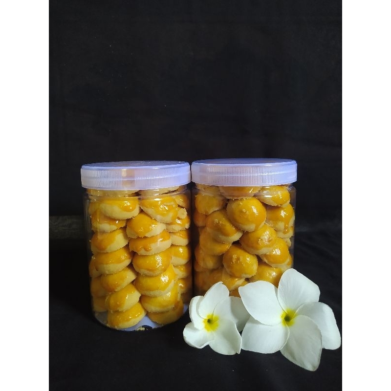 

Nastar Premium – Lembut, Lumer, Isi Nanas Asli / 700gr