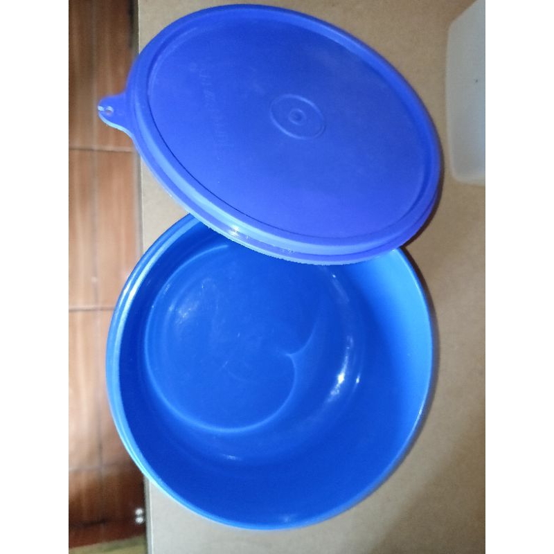 bowl Tupperware second