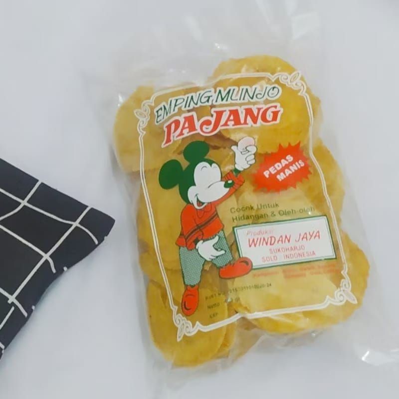 

Pajang Emping Melinjo Aneka Rasa