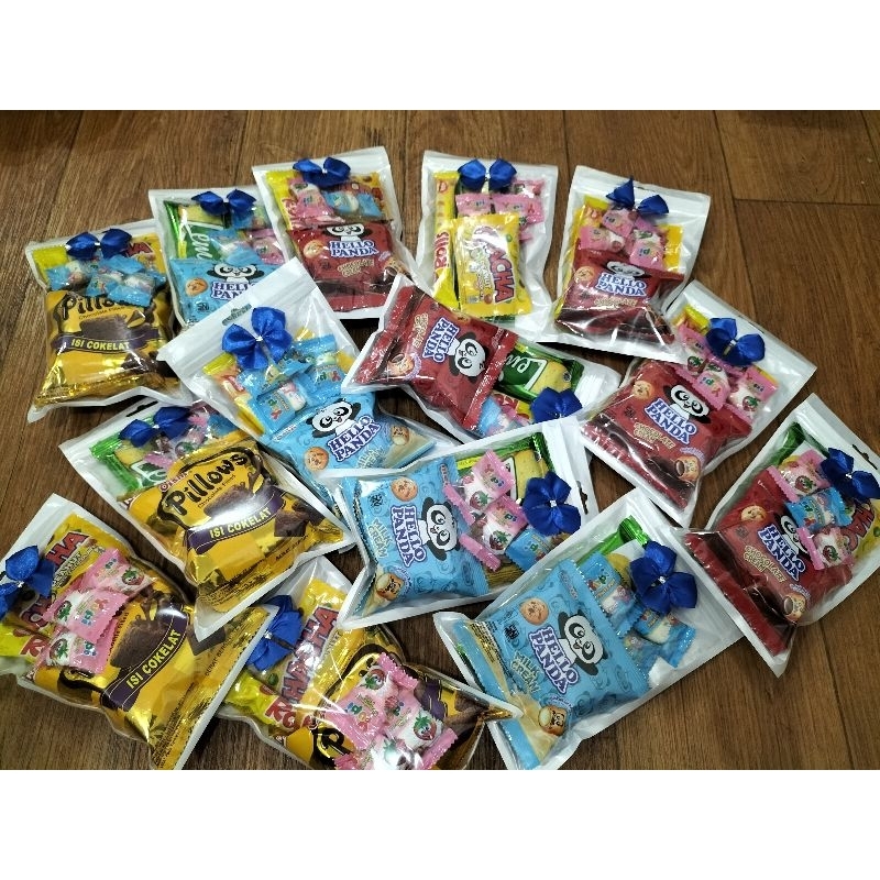 

Mini Gift Snack Hampers /Snack Gift Ulang Tahun