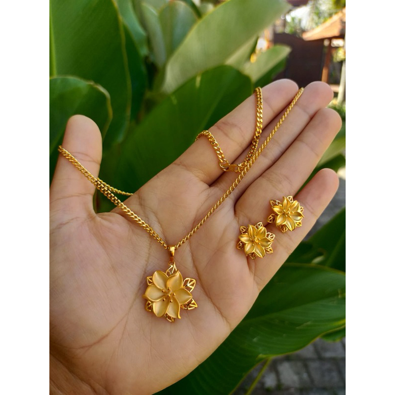 set kendari kalung dan giwang kendari halus lapis emas