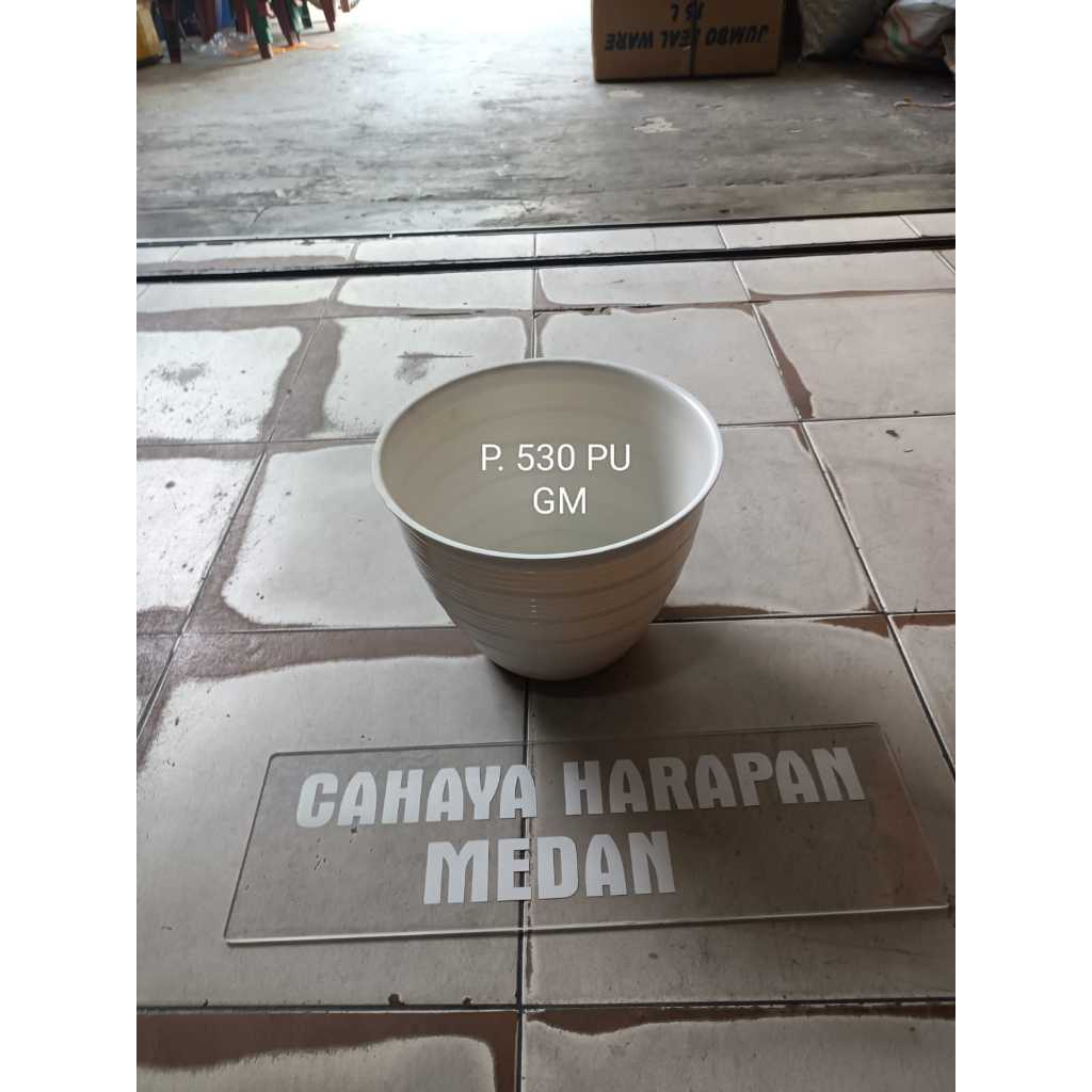 Pot bunga 525 putih gm dan Pot bunga 530 putih gm