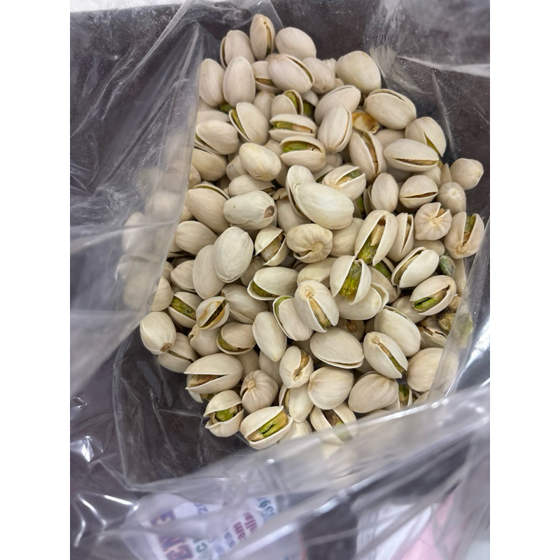 

Snack Kiloan Kacang Pistachio 250 g - 1kg | Snack Murah Makassar