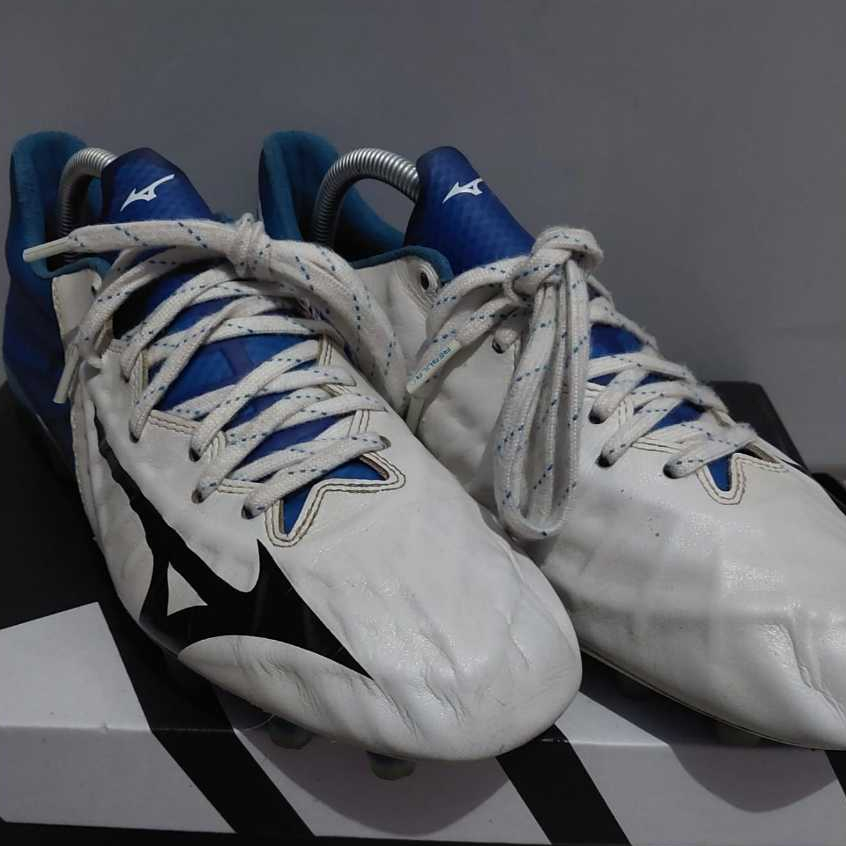 Sepatu Sepak Bola Mizuno Rebula 3 Elite, Made In Japan Jepang