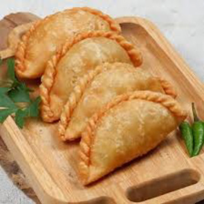 

pastel sayur frozen by mbakjie