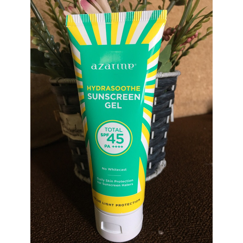 Sunscreen gel Azarine spf 45 (Preloved)
