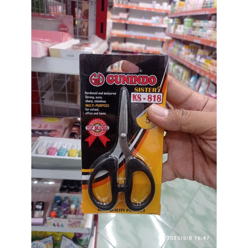 

GUNTING GUNINDO TAJAM DAN AWET