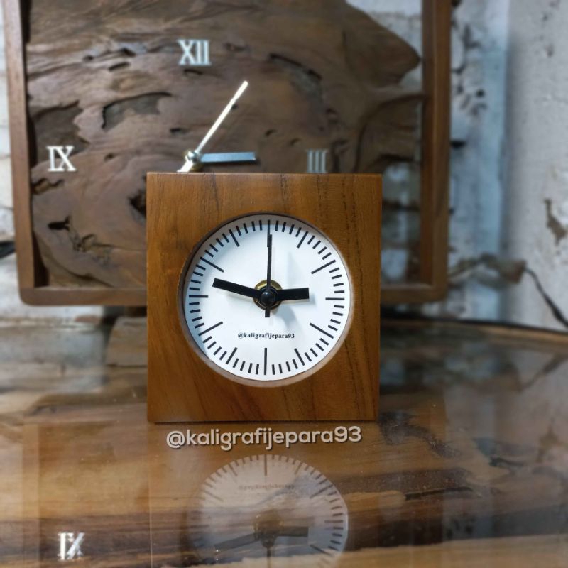 Custom Jam Meja, Souvenir Jam Meja, Jam Meja Minimalis Kayu Jati