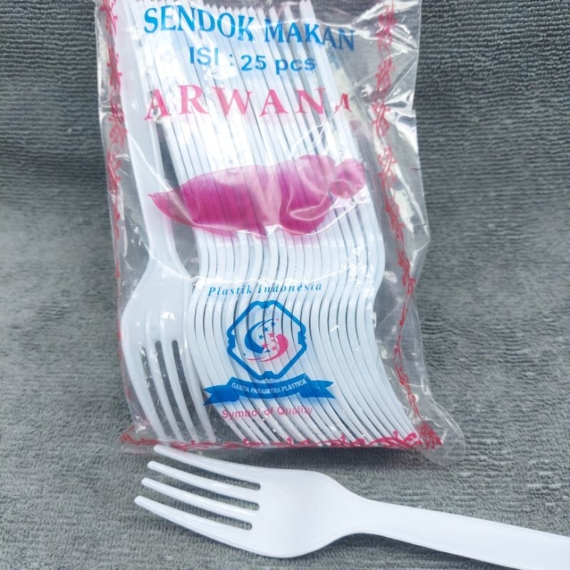 GARPU PLASTIK MAKAN ARWANA BIASA