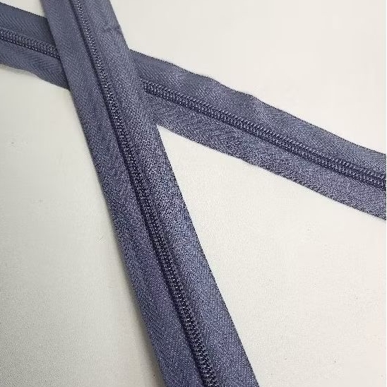 Resleting AMCO No.5 Abu Ungu Per Roll