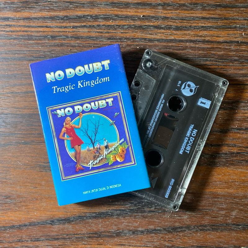 KASET PITA TRAGIC KINGDOM - NO DOUBT