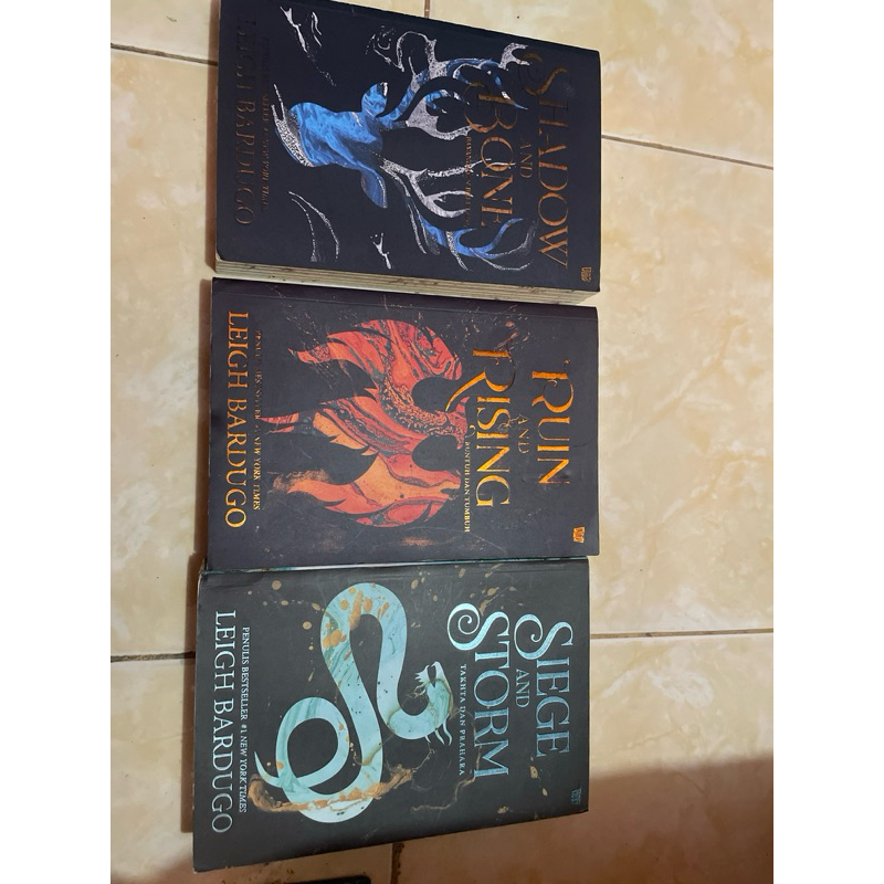 Novel preloved ori Shadow And Bone Series Trilogy - Leigh Bardugo Bahasa Indonesia