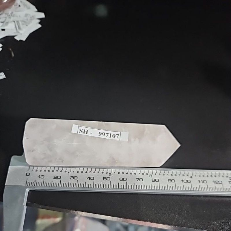 ROSE QUARTZ MADAGASCAR  POINT Batu asli