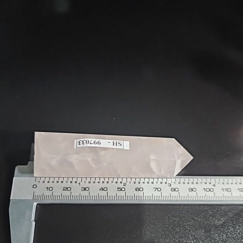 ROSE QUARTZ MADAGASCAR  POINT BATU ASLI