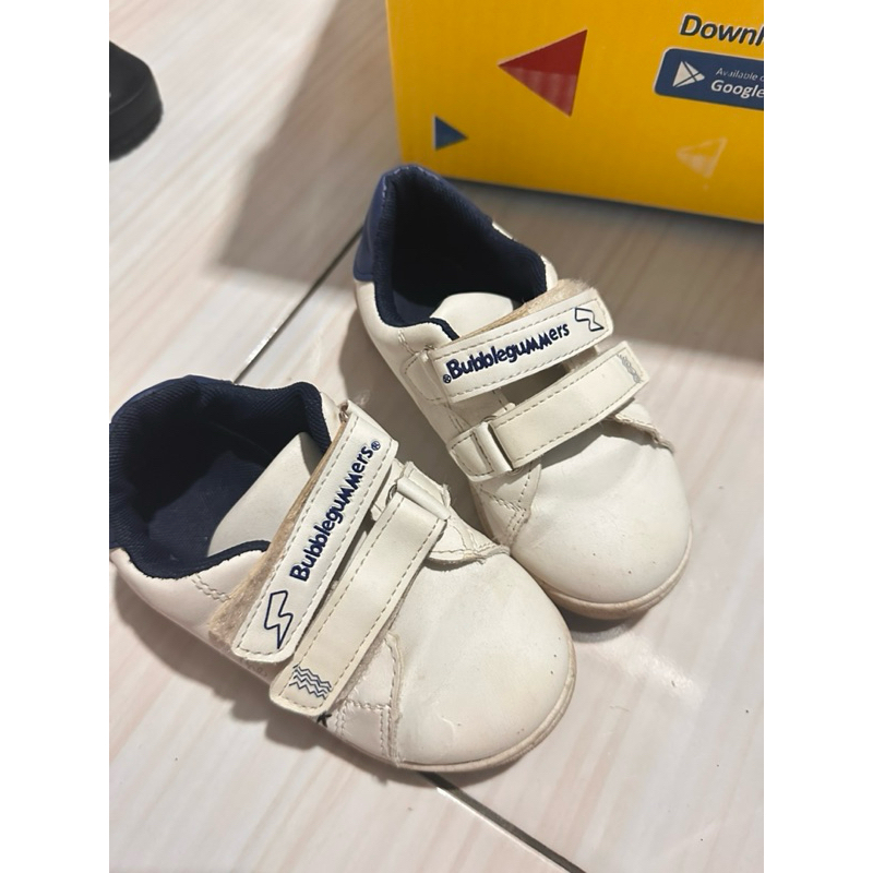 PRELOVED SEPATU ANAK BATA