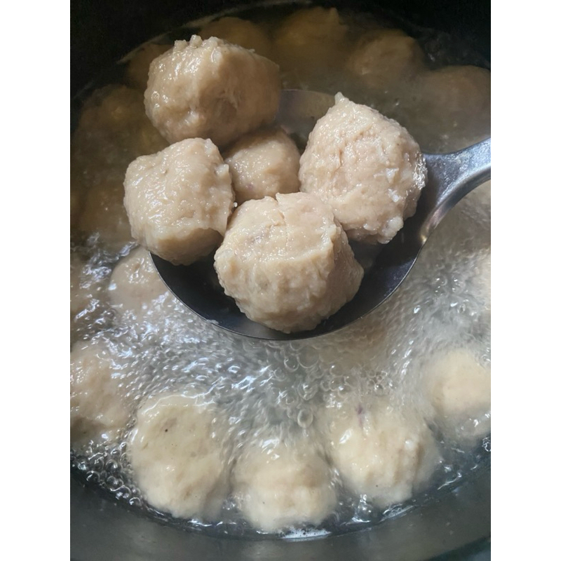 

BAKSO AYAM SAPI JAMIN ENAK