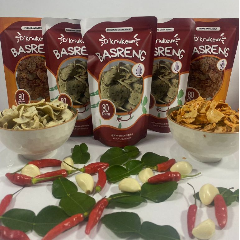 

[PAKET NONTON] 3 pcs Basreng Original + 2 pcs Basreng pedas