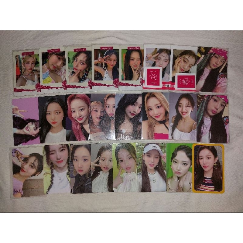 Loona & Weeekly Photocard