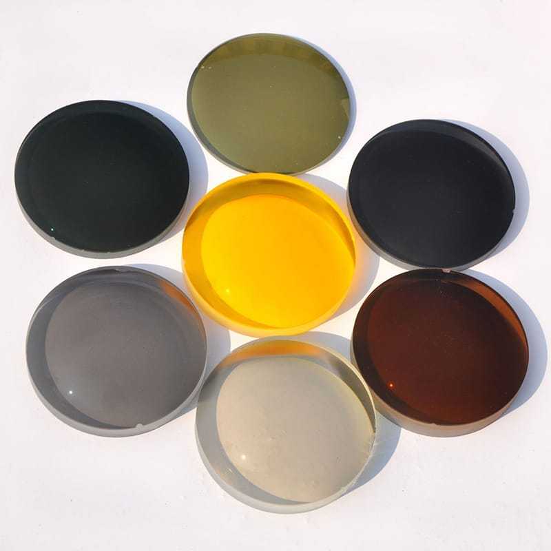 Lensa minus plus silinder warna