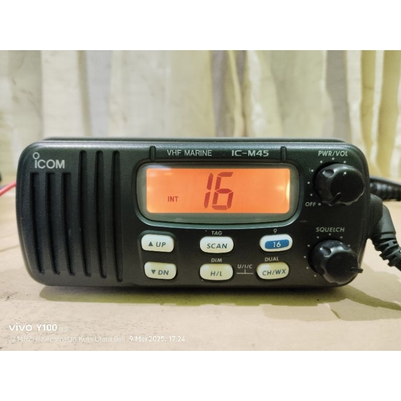 Radio Marine Icom M 45