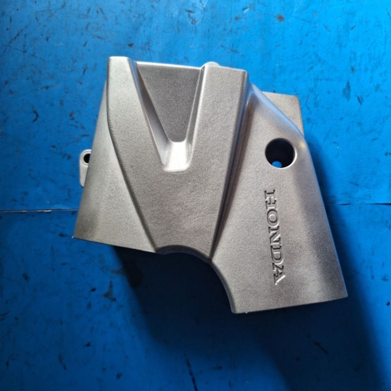 Tutup gear depan Honda Blade original