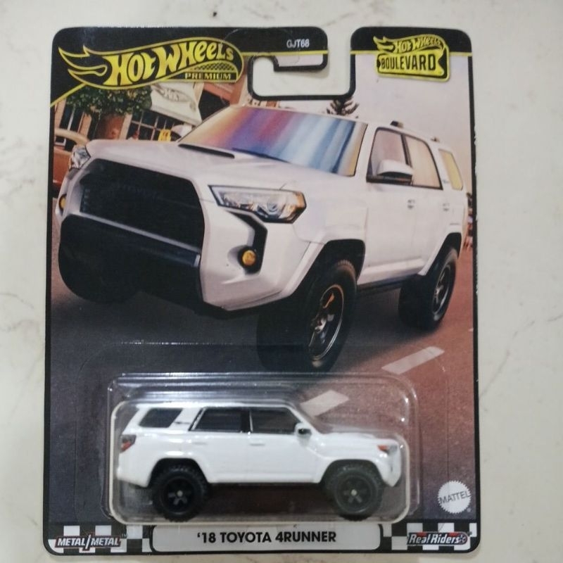 hotwheels premium toyota 4 runner putih