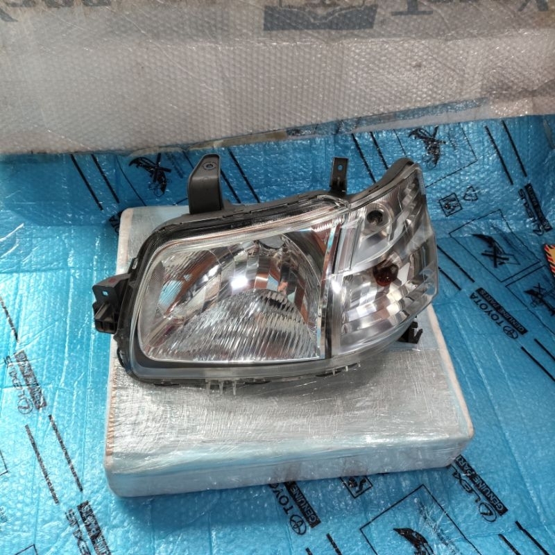 Headlamp lampu depan Mobil Daihatsu Grandmax grand max Original