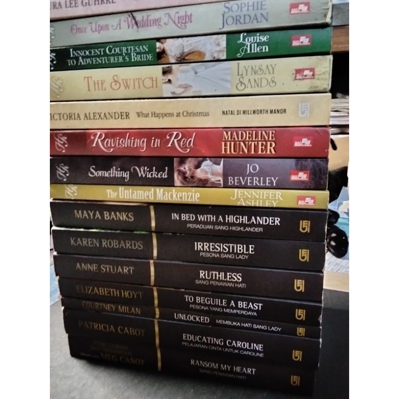 NOVEL BEKAS HISTORICAL ROMANCE