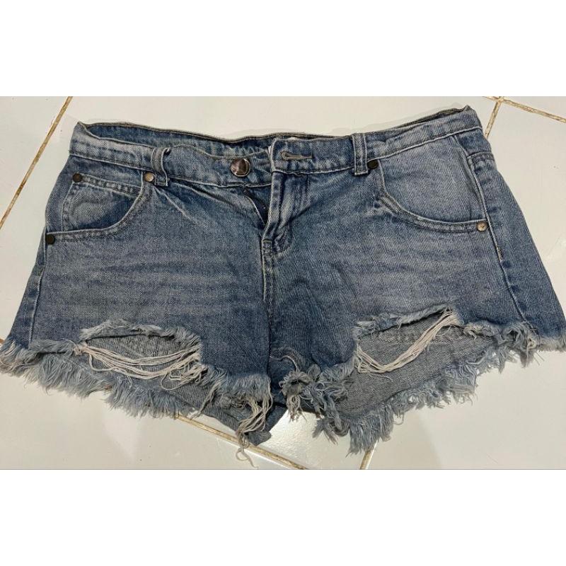 Preloved Hotpants GRL