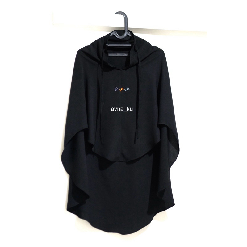 Preloved Khimar SISESA Syariah Black (Bergo)