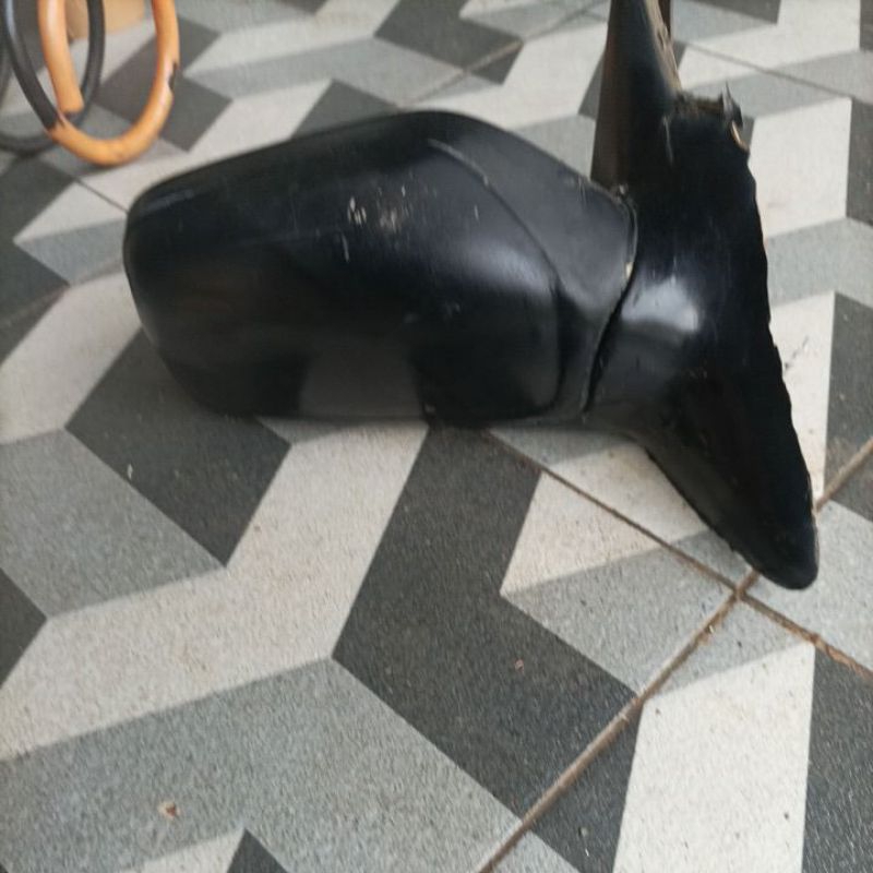 spion kanan nissan sentra b13