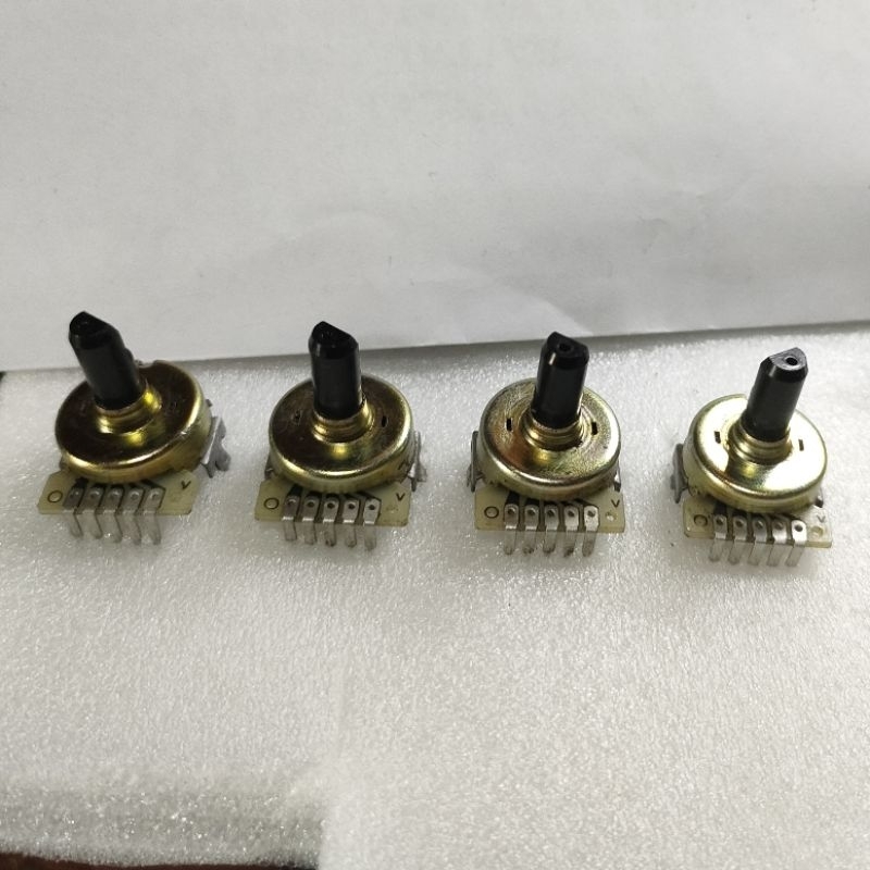 Potensio Kaki 5 COPOTAN MIXER PEAVEY UNITY 1002 ORIGINAL USA