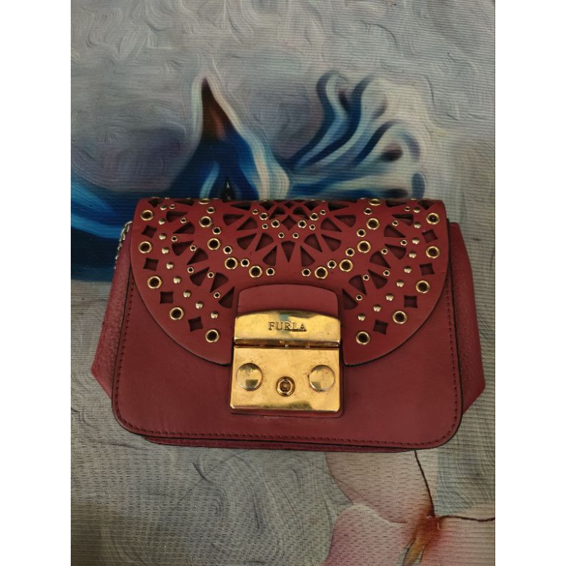 Preloved Tas Selempang Furla Mini