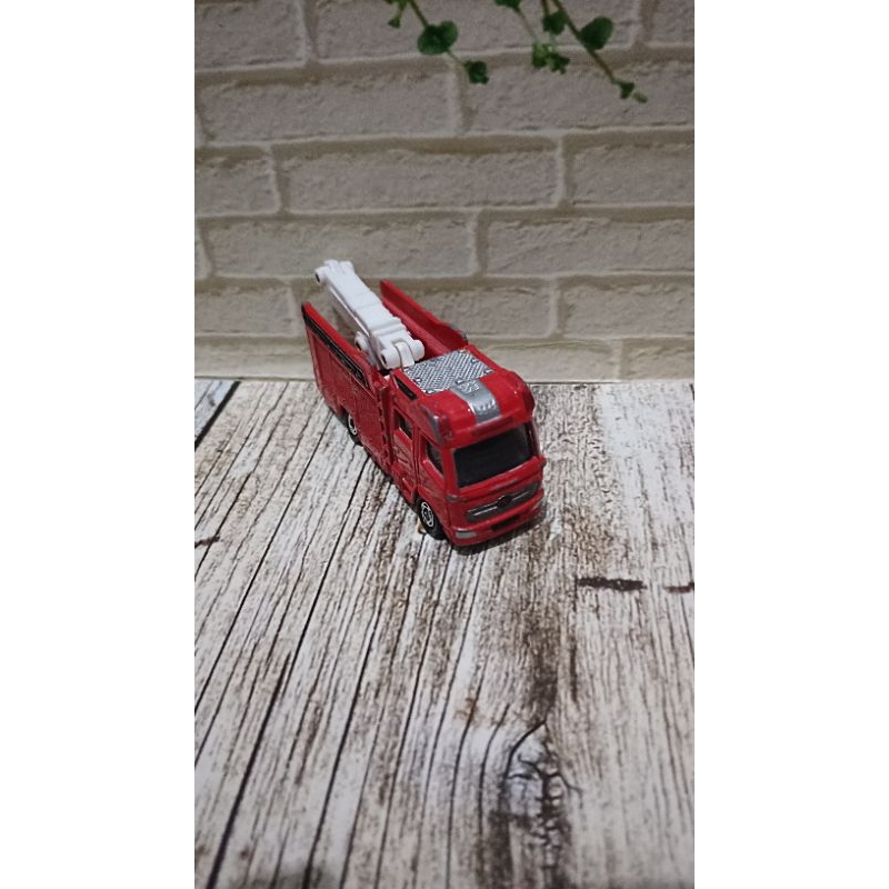Diecast tomica truk preloved