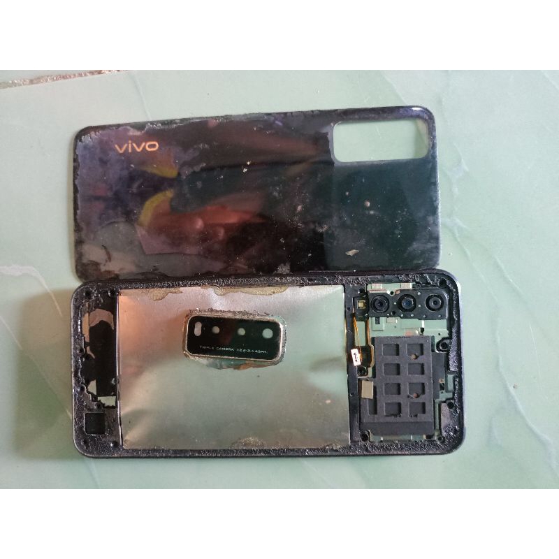 Vivo y20 minusan lcd