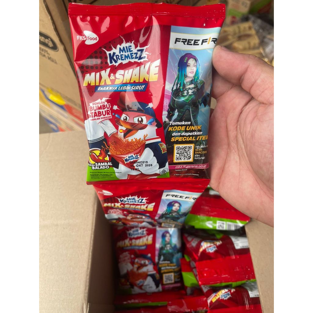 

Snack Mie Krezz Mix & Shake Bumbu Tabur