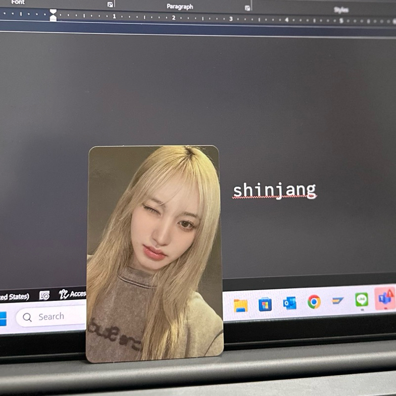 Photocard Liz IVE Mine POB Soundwave