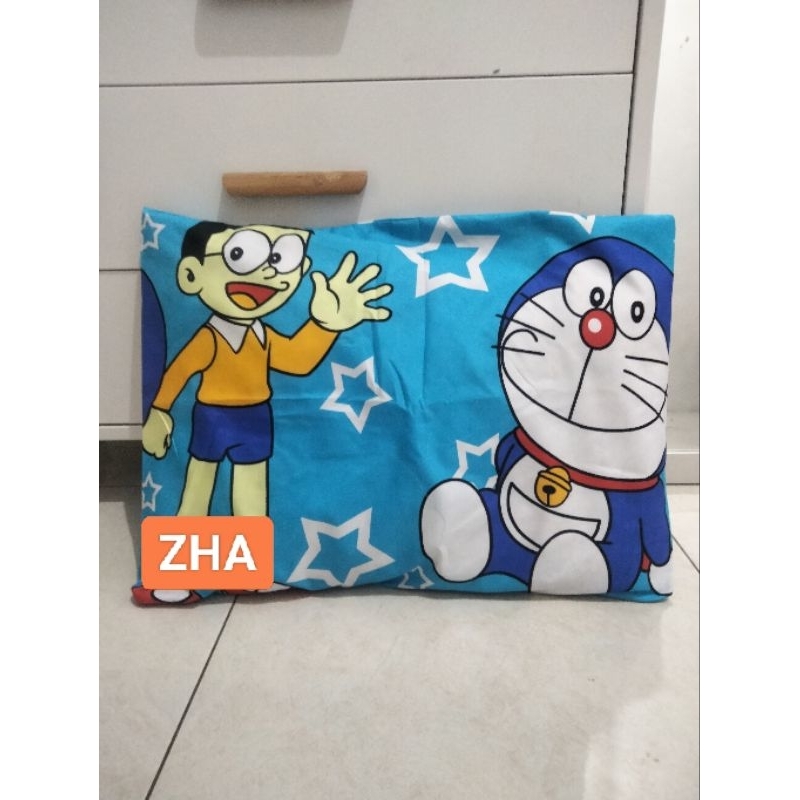 SARUNG BANTAL TIDUR MOTIF KARAKTER ATAU KARTUN/SARUNG BANTAL TIDUR MURAH