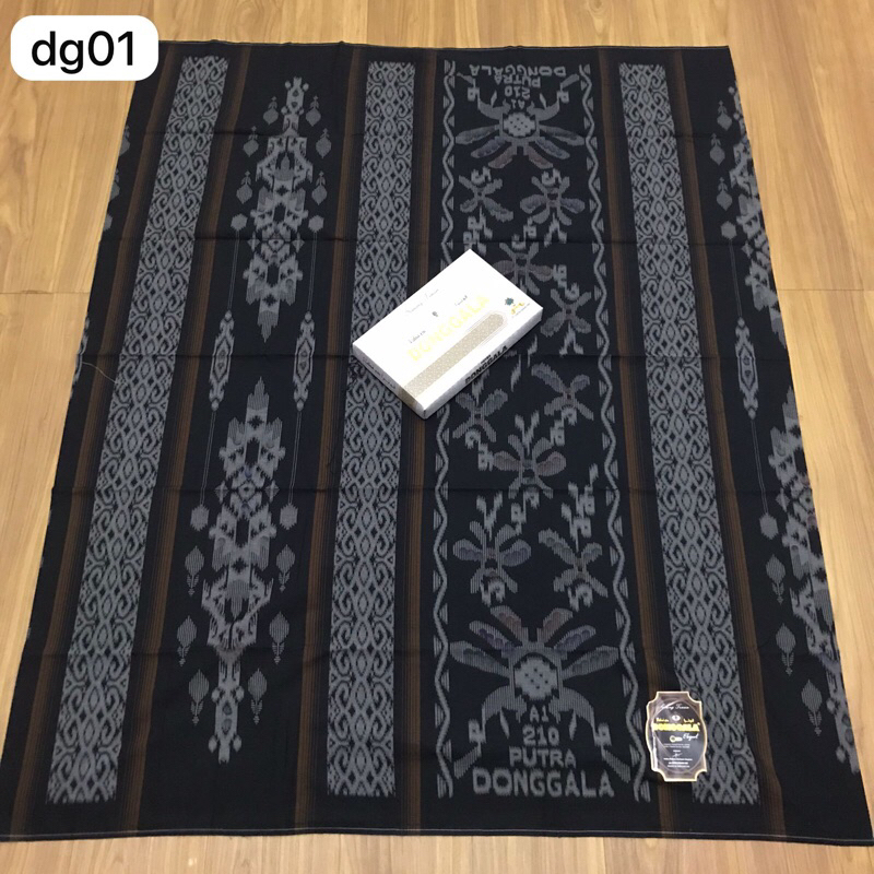 SARUNG PUTRA DONGGALA 210